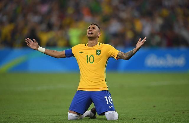 内马尔回归赛场，比分优势明显首场状态亮眼，德国队观众沸腾！